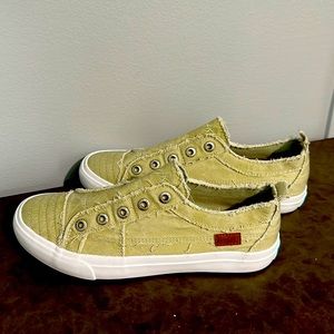 Smoked Avocado Green Size 10 Blowfish slip on shoes.  Brand new.